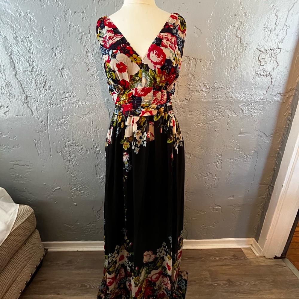 Ever Pretty Floral Maxi Dress - Black and Red